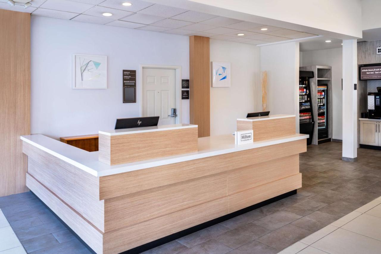 Hilton Garden Inn Μπέικερσφιλντ Εξωτερικό φωτογραφία