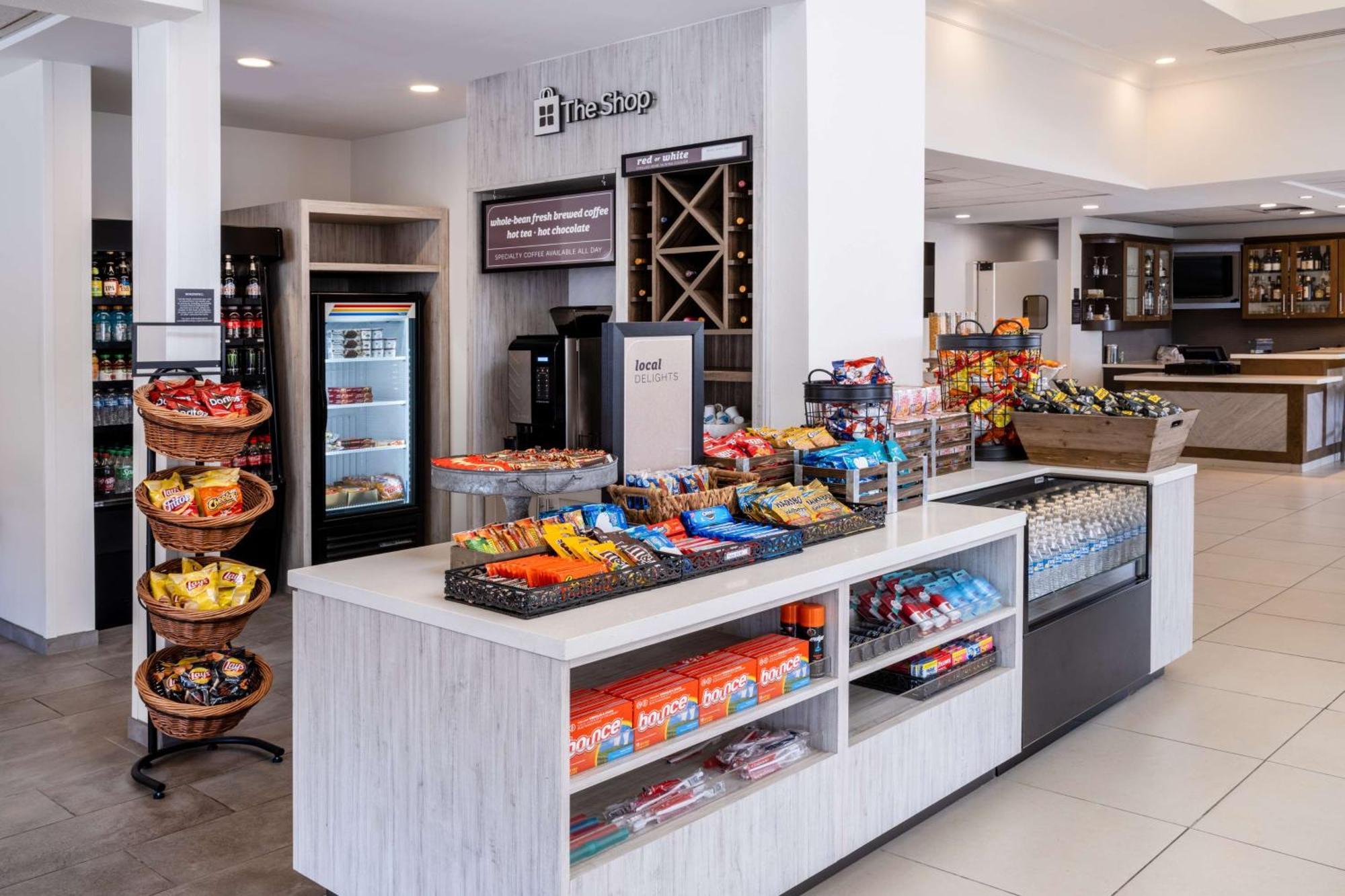 Hilton Garden Inn Μπέικερσφιλντ Εξωτερικό φωτογραφία